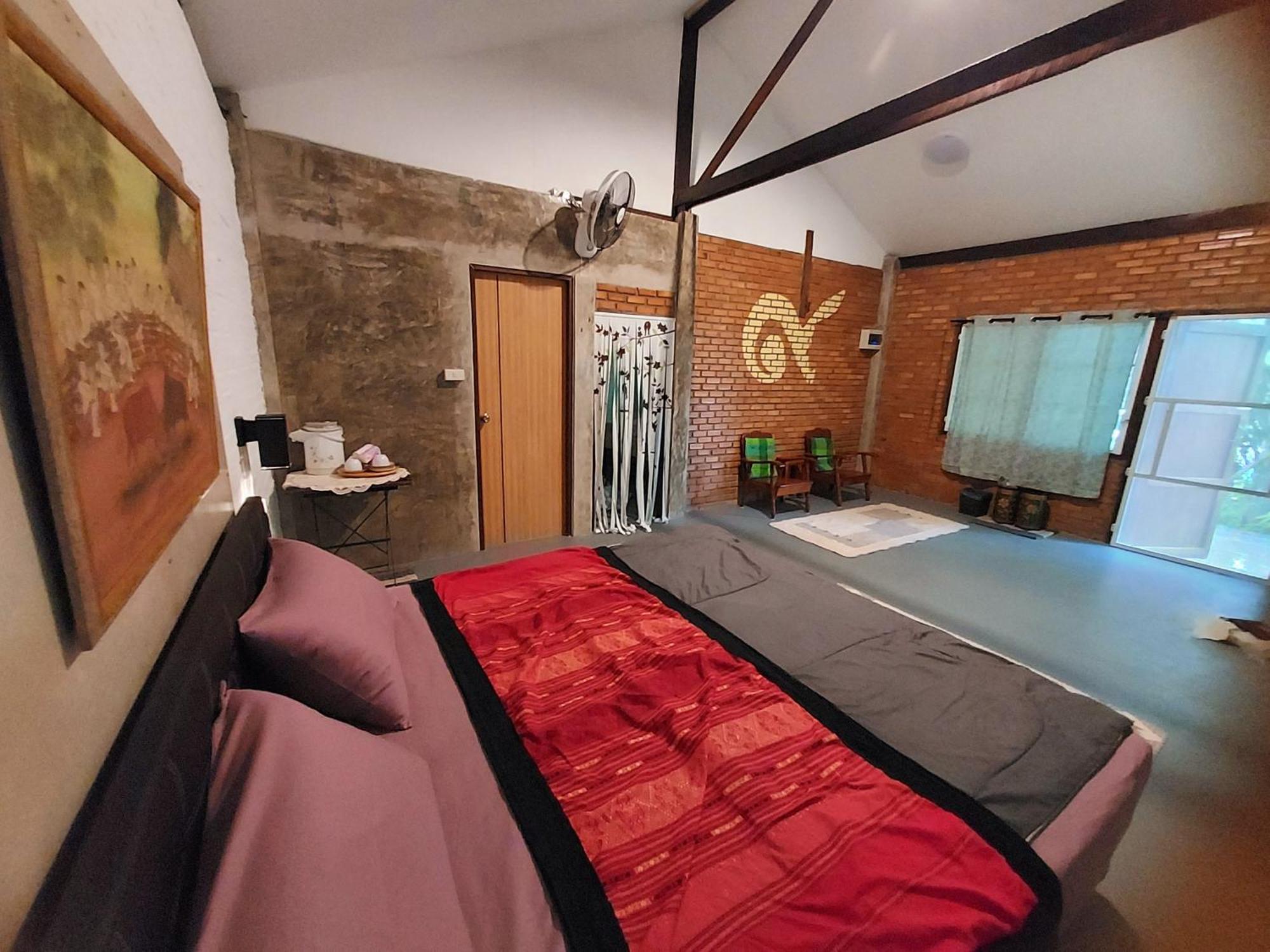 Aum Hum Homestay Fang Екстер'єр фото